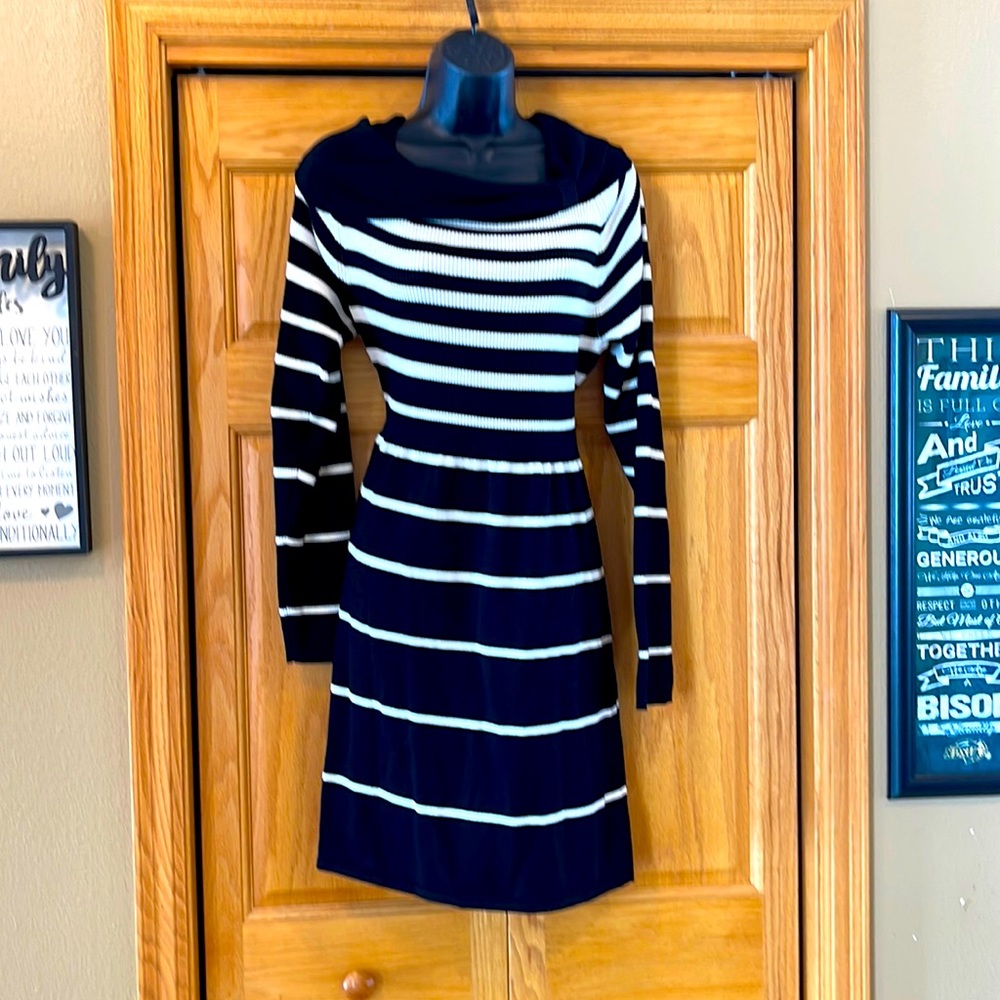 White House, Black market sweater dress black and white
